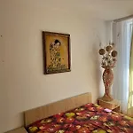아파트 Cozy With Mountain View