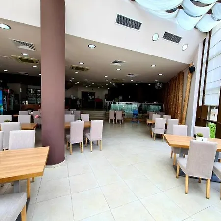 Cozy With Mountain View Διαμέρισμα *