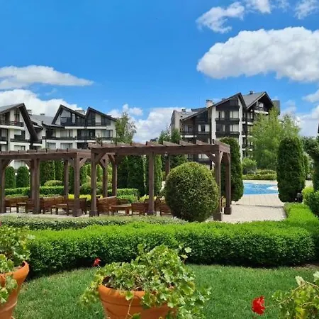 Cozy With Mountain View *