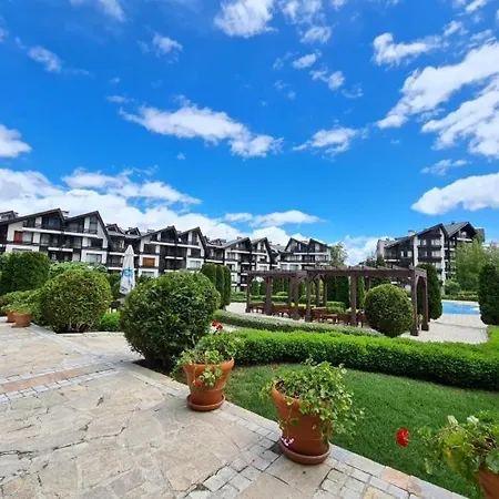 Cozy With Mountain View *