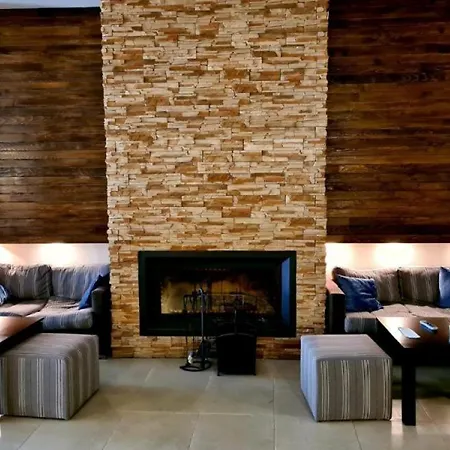 Cozy With Mountain View * 반스코