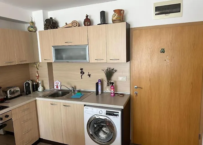 Cozy With Mountain View Апартаменты Банско