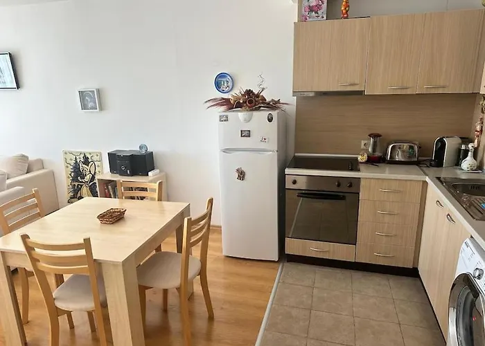 Cozy With Mountain View