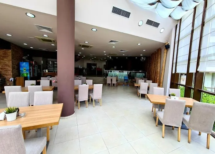 Cozy With Mountain View Апартаменты *